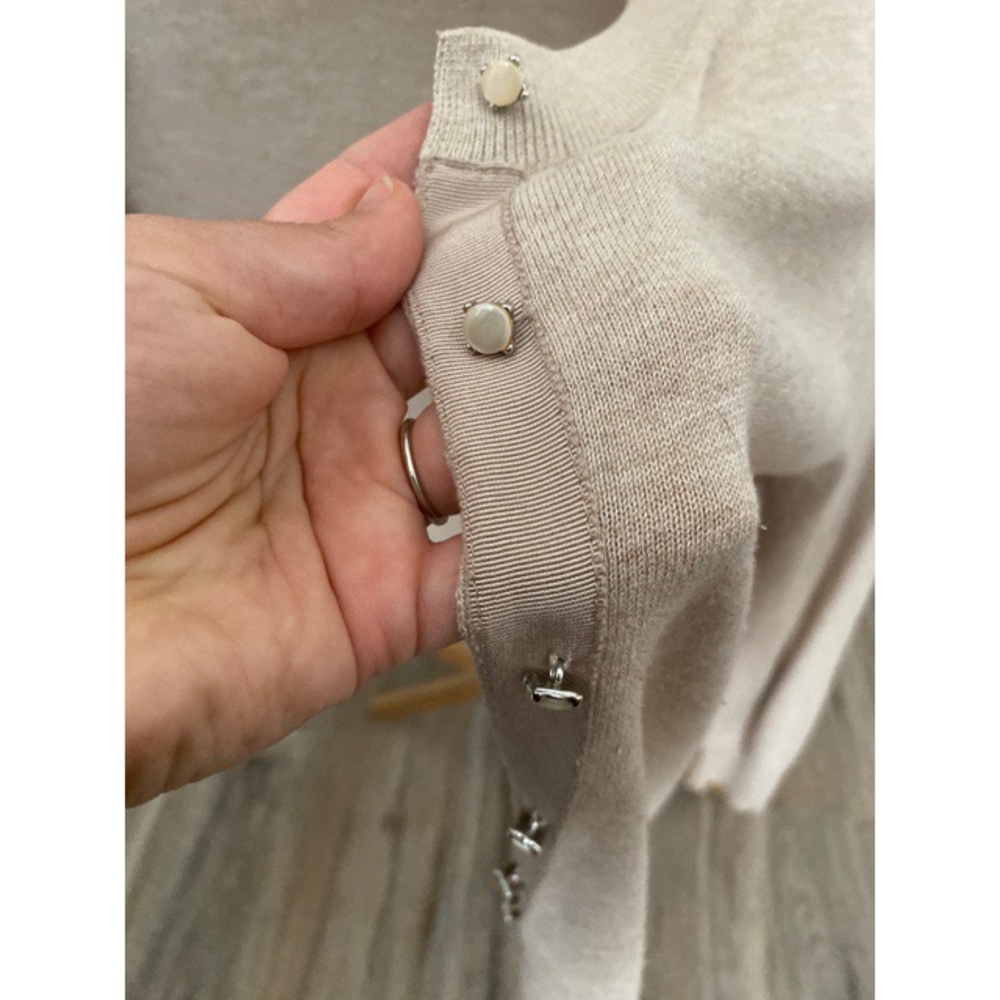 Cream Sweater - Picture 3 of 4